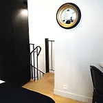 Duplex De Charme Au Coeur De Montmartre Paris